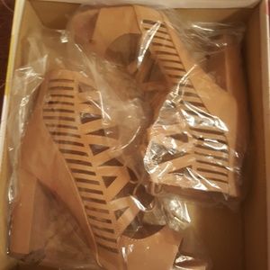 Tobias DK womens dress shoes